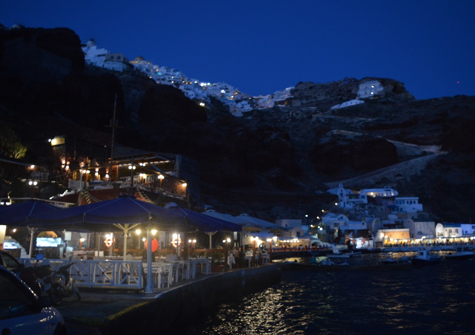 Eight things to do on Santorini