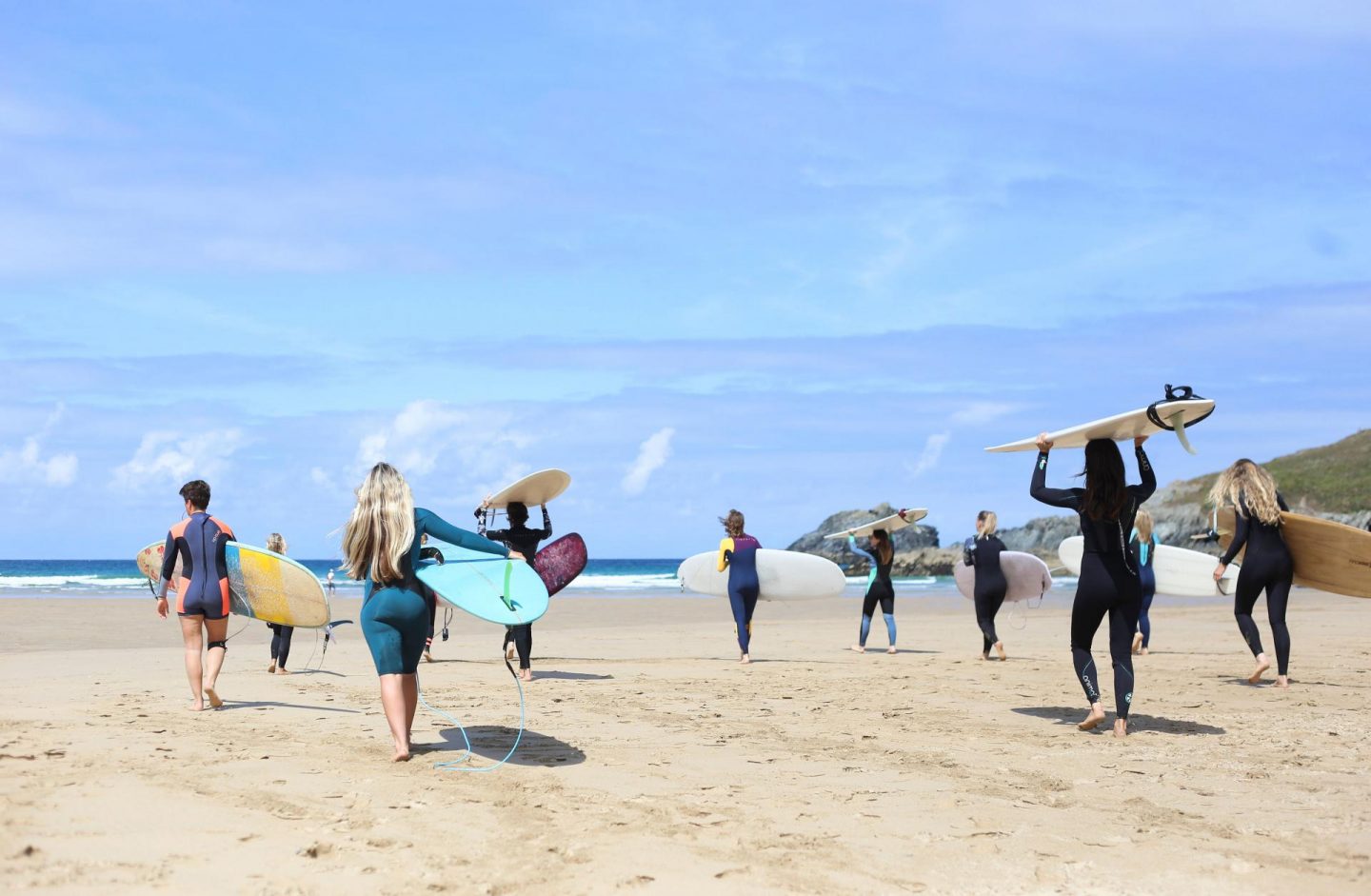 Surf Sistas Longboard Clinic | Female-Only Surfing Weekend In Cornwall