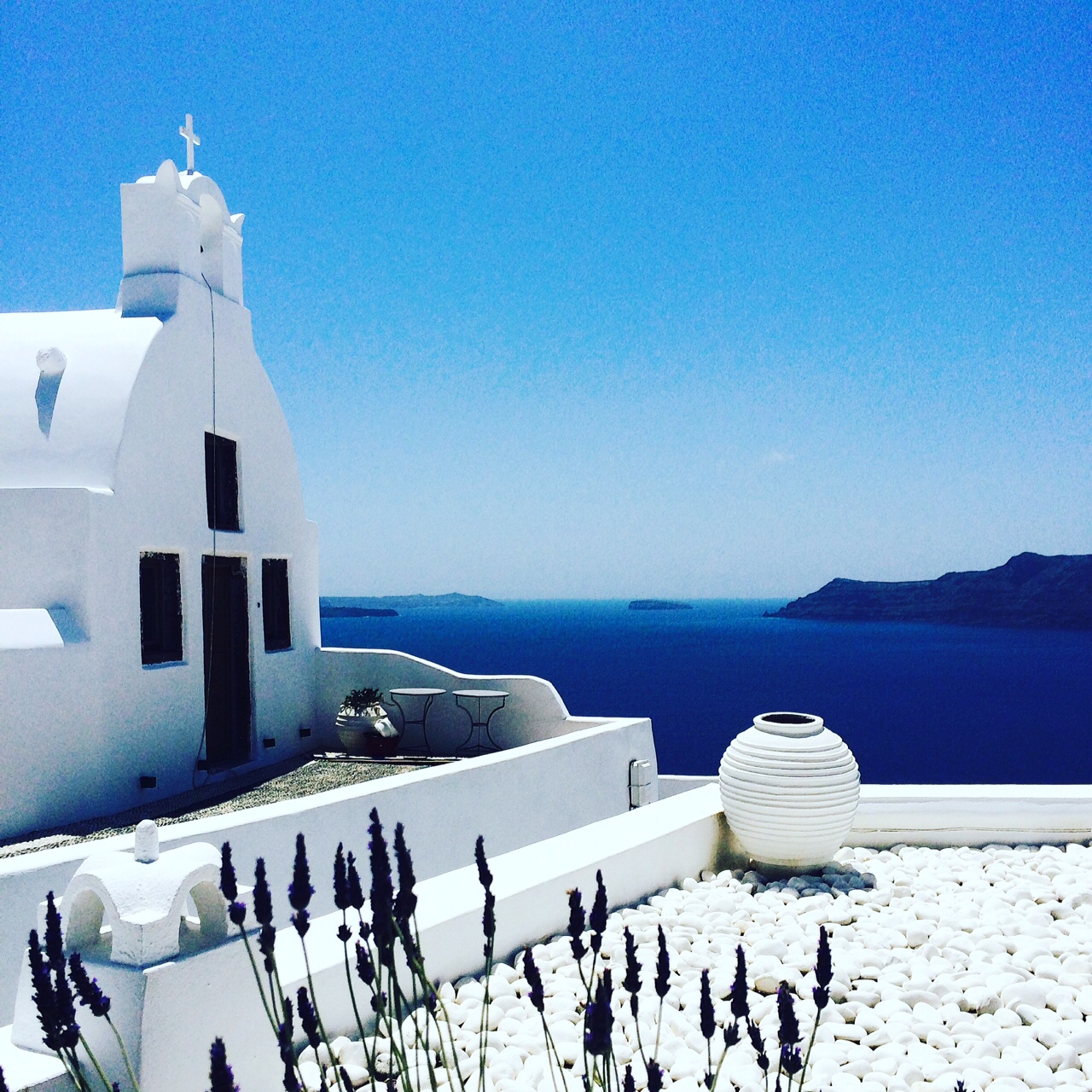 Eight things to do on the island of Santorini